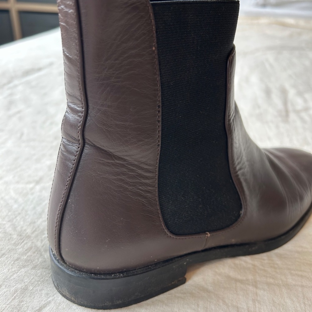 RARE The Italian Leather Square Toe Chelsea Boot in Brown/Black - Picture 9 of 11